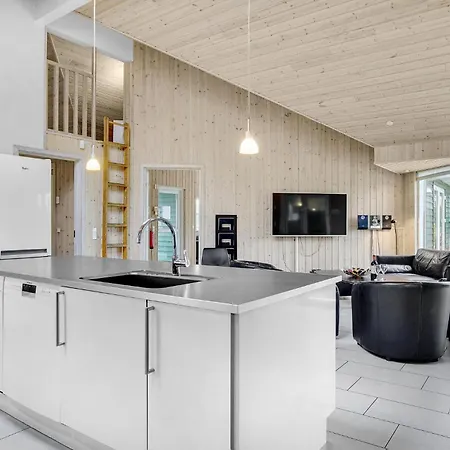 Semesterbostad Lovely In Idestrup With Sauna